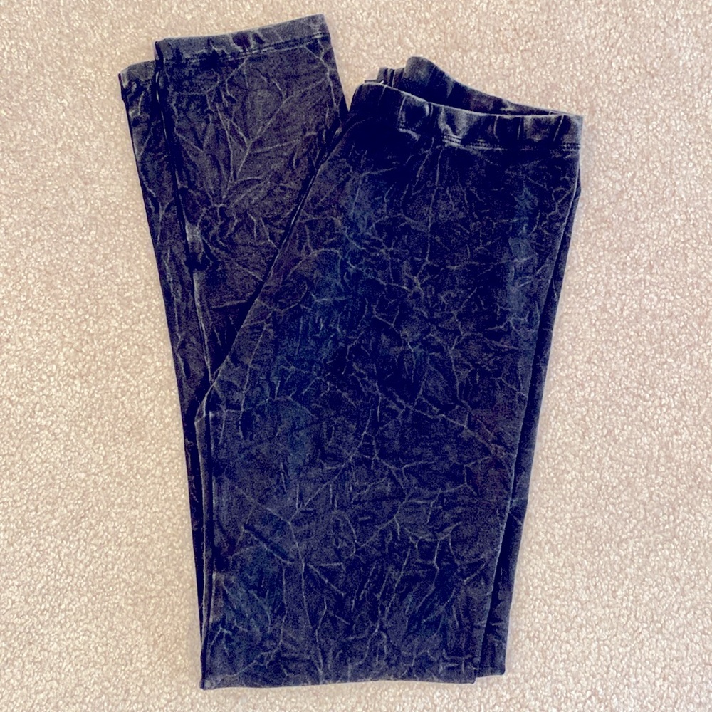 NWOT Electric Yoga Leggings